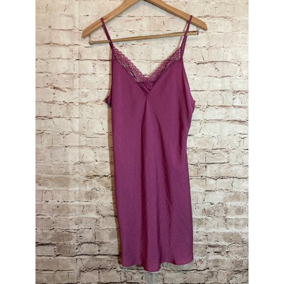 Linea Donatella Nightgown Womens‎ Medium Berry Satin & Lace Babydoll Romantic - Picture 1 of 15